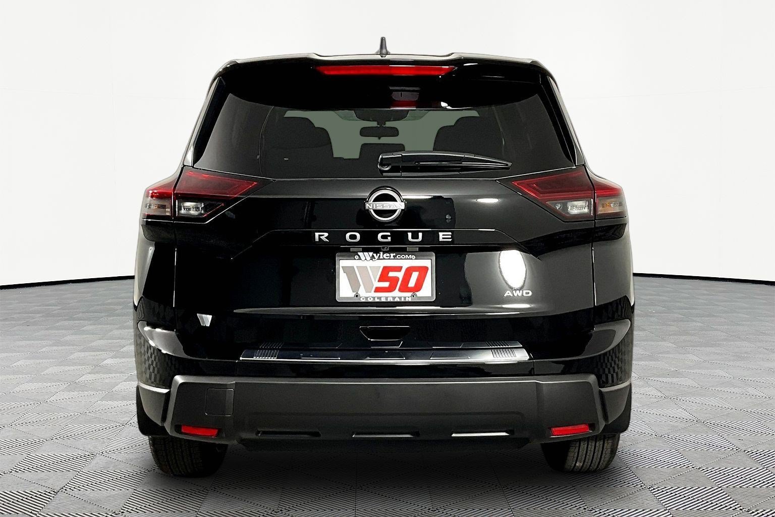 New 2026 Nissan Rogue SV w/ Cold Weather Package AWD/4WD image 5