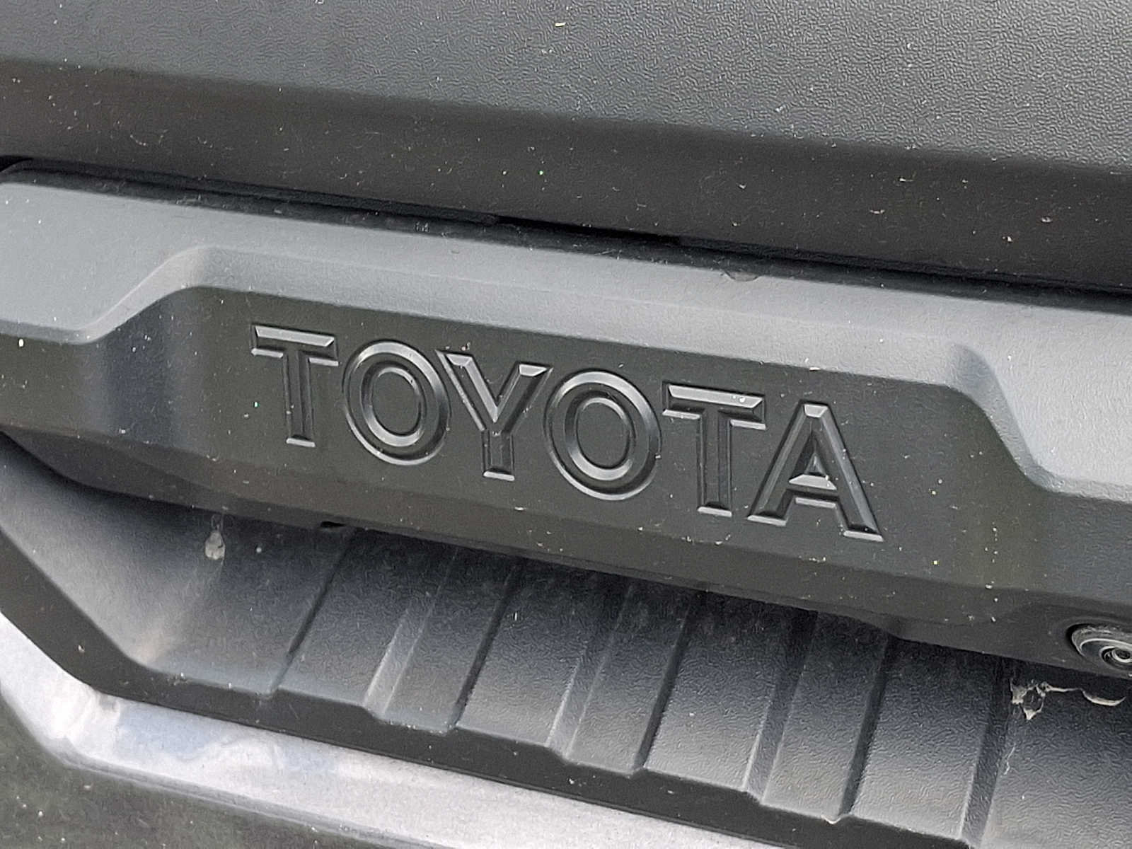 Used 2022 Toyota Tundra SR5 w/ SR5 Convenience Package AWD/4WD image 27