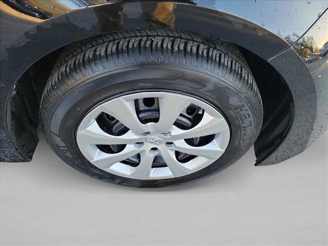 Used 2025 Toyota Corolla LE image 10