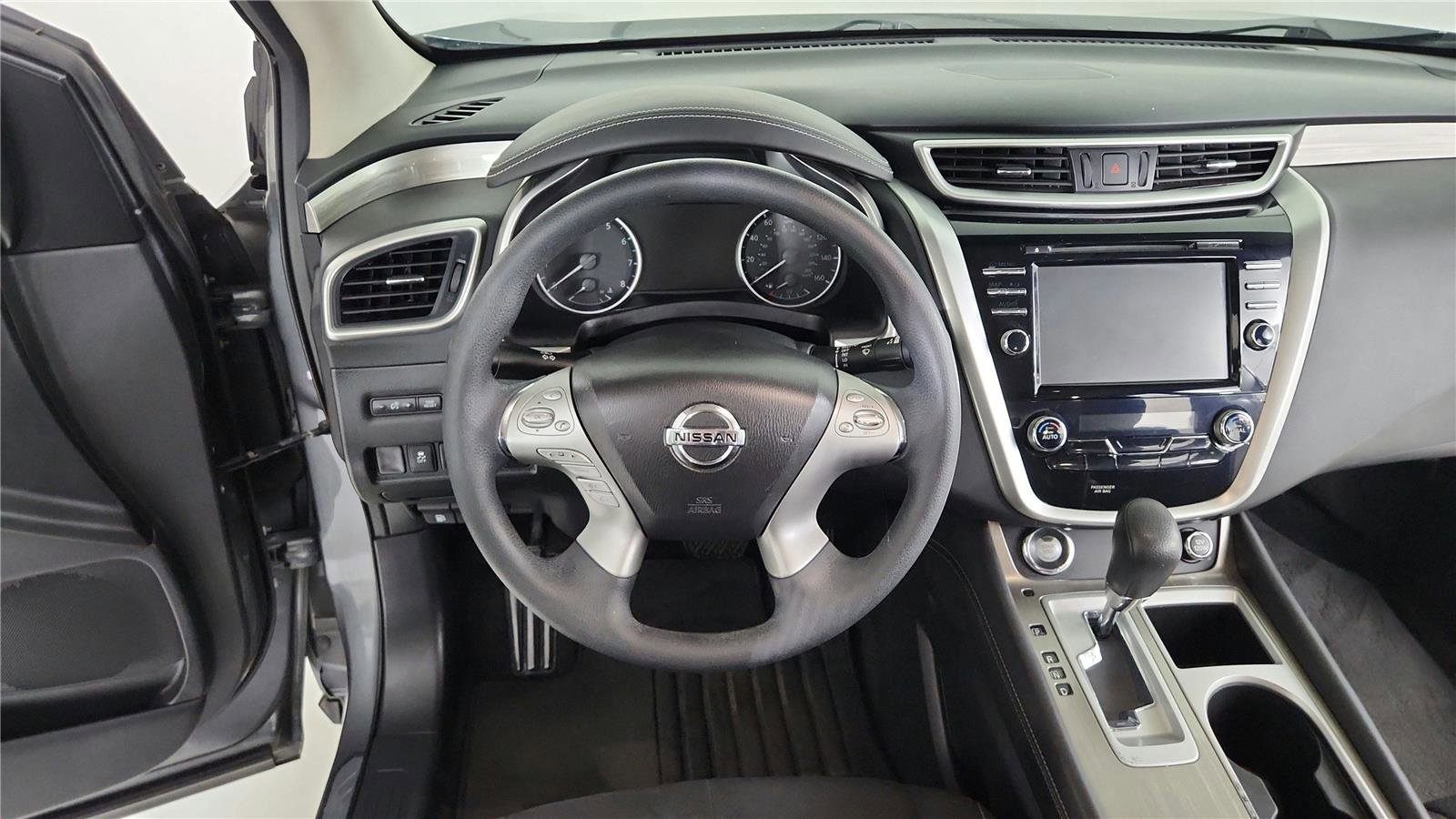 Used 2018 Nissan Murano S image 13