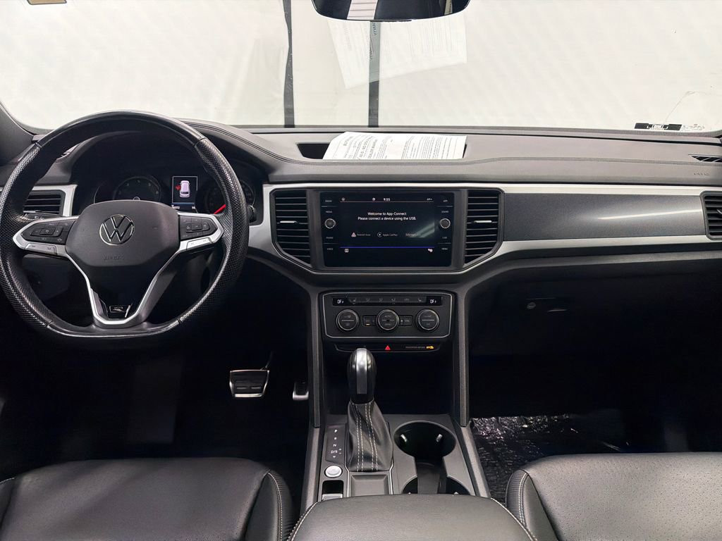 Used 2021 Volkswagen Atlas Cross Sport SE w/ Panoramic Sunroof Package image 24