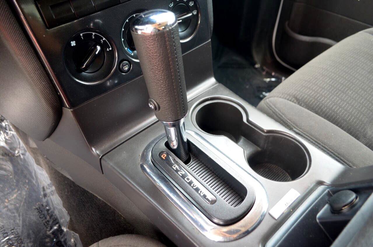 Used 2010 Ford Explorer XLT image 35