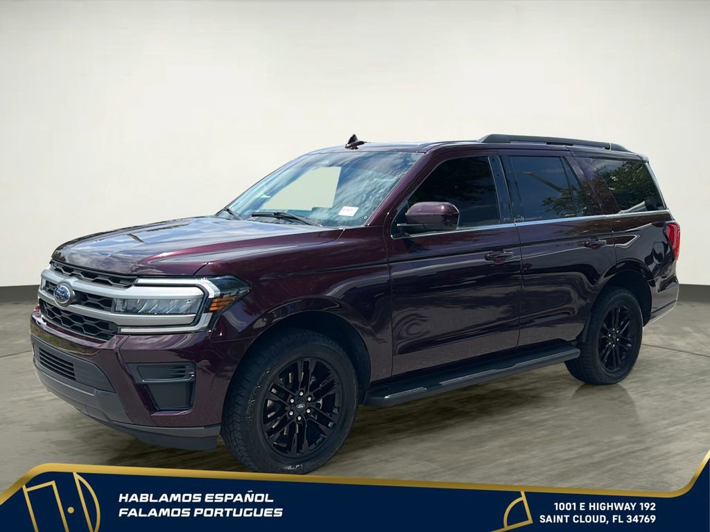 Used 2024 Ford Expedition XLT RWD image 2