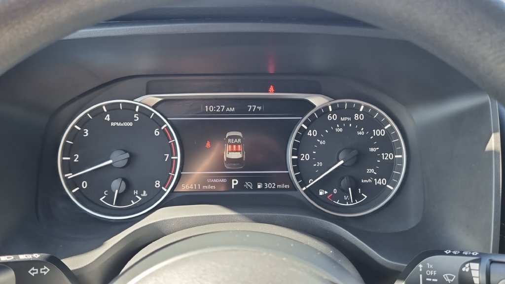 Used 2024 Nissan Rogue S FWD image 23