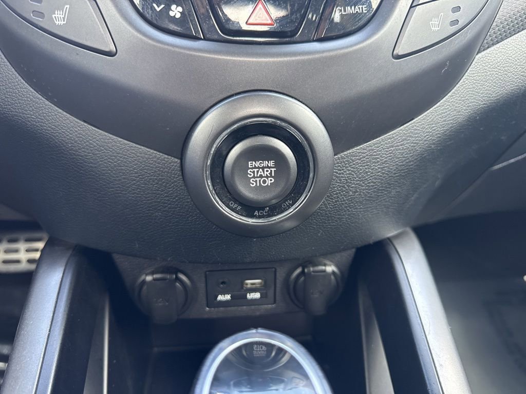 Used 2017 Hyundai Veloster Turbo w/ Tech Package 02 image 19