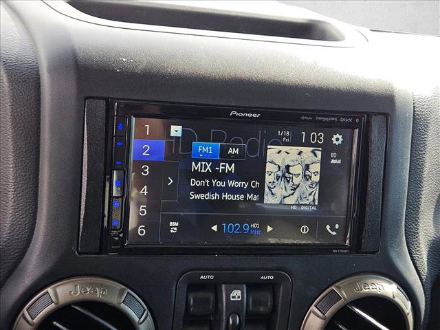 Used 2018 Jeep Wrangler Unlimited Sport image 12