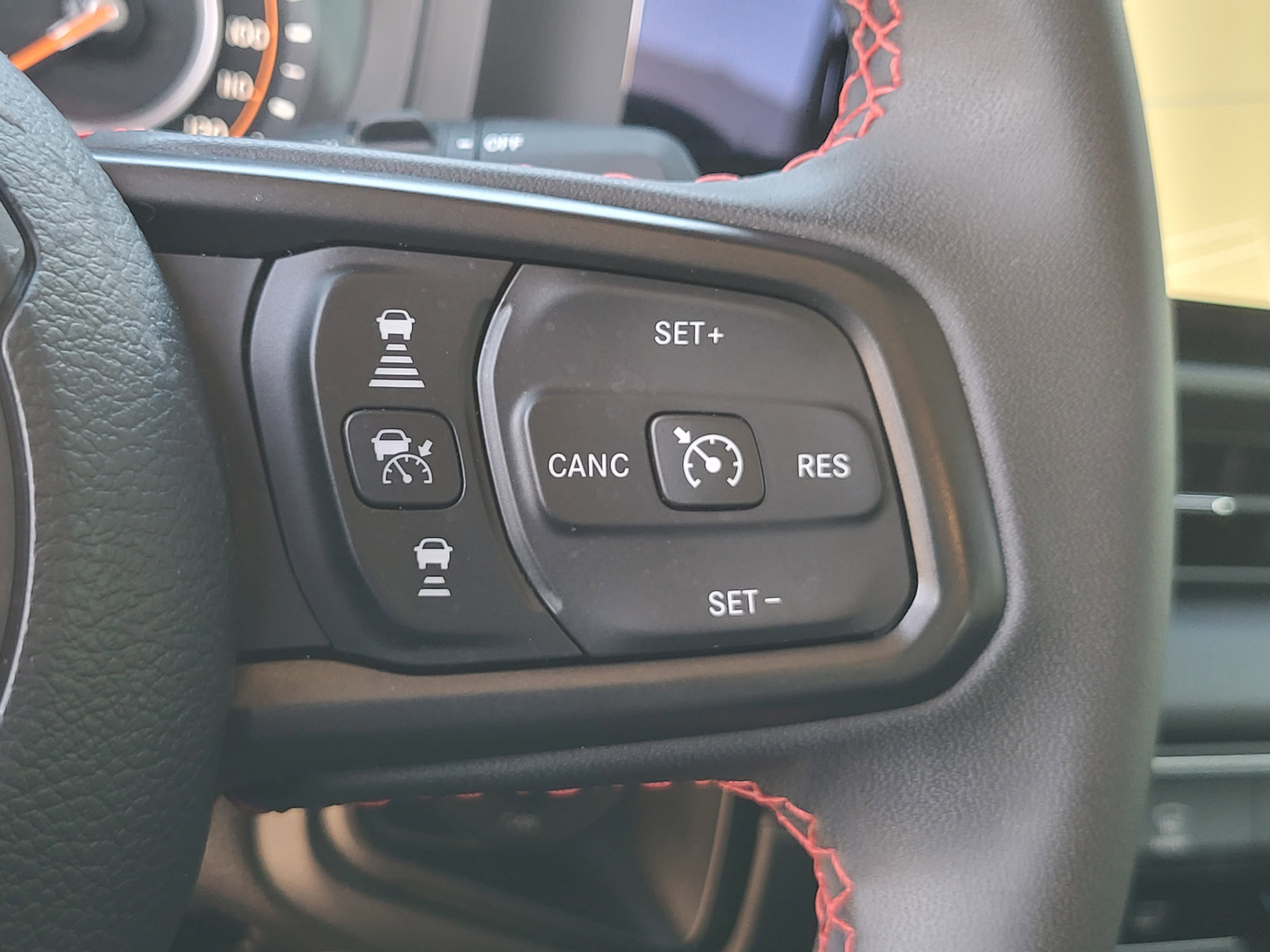 Used 2024 Jeep Wrangler Unlimited Rubicon w/ XTREMEE 35" Tire Package image 35