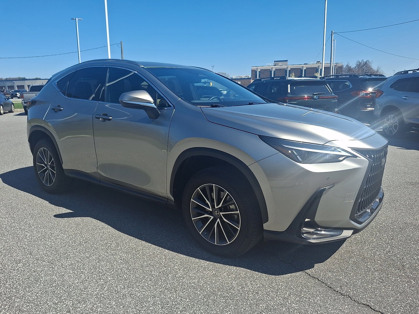 Used 2022 Lexus NX 350 AWD image 3