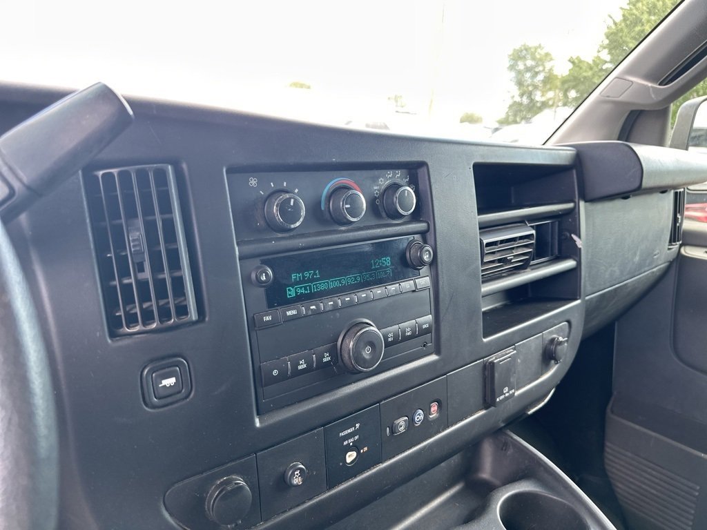 Used 2018 Chevrolet Express 2500 Work Van image 35
