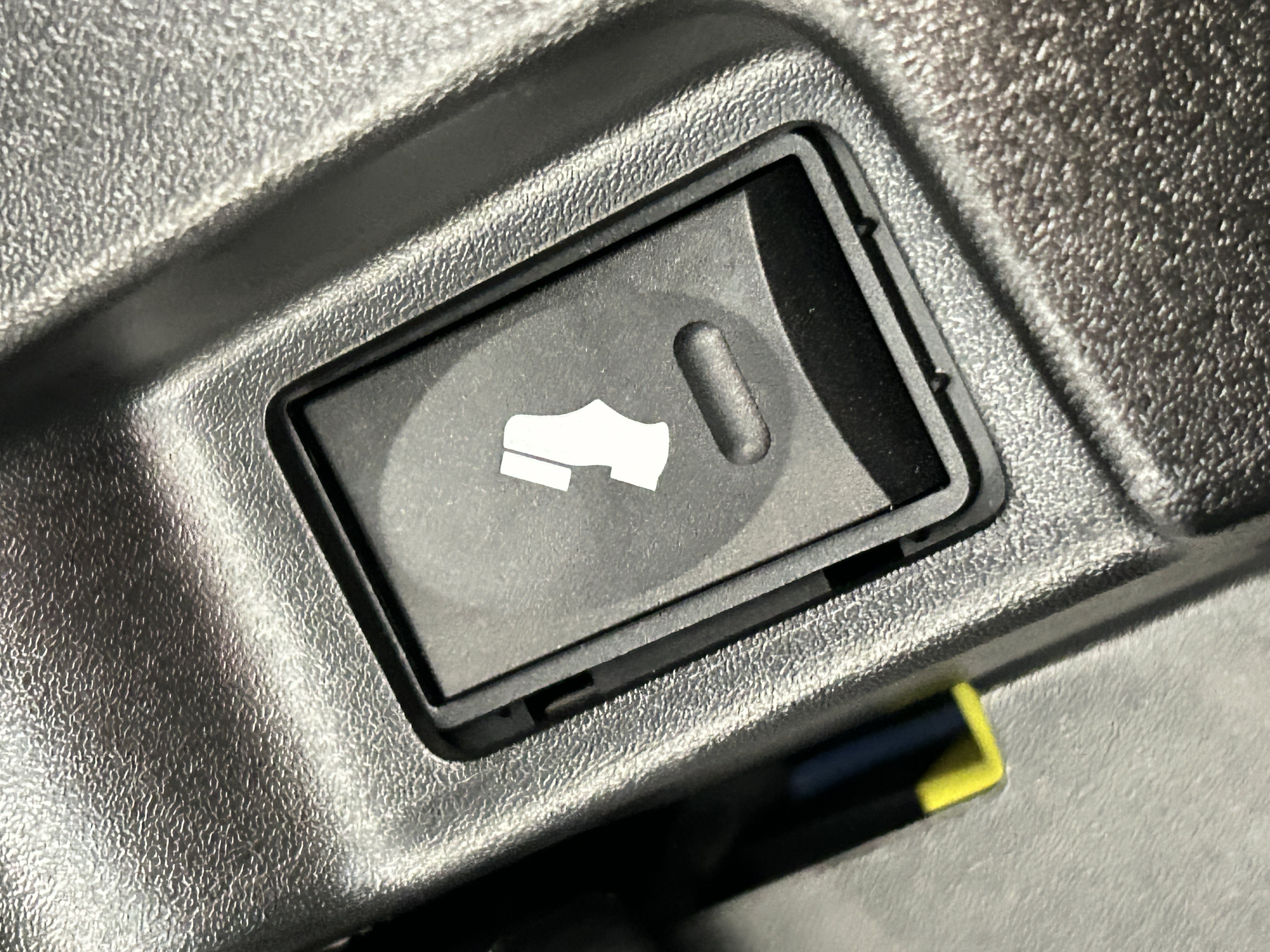 Certified 2025 RAM 2500 Big Horn AWD/4WD image 36
