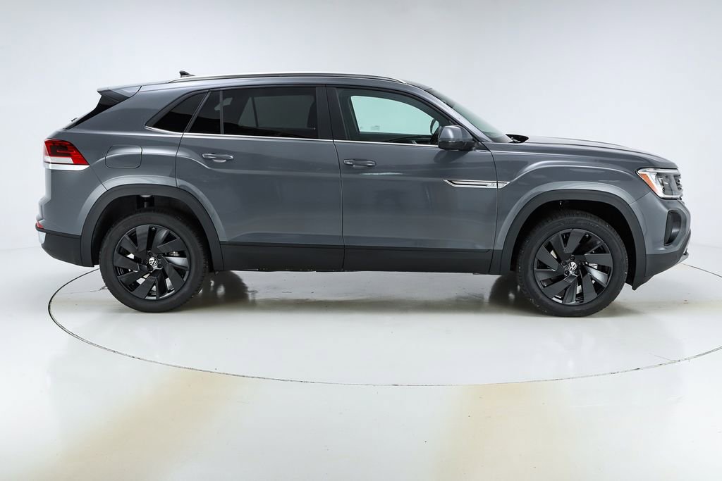 New 2026 Volkswagen Atlas Cross Sport SE FWD image 48