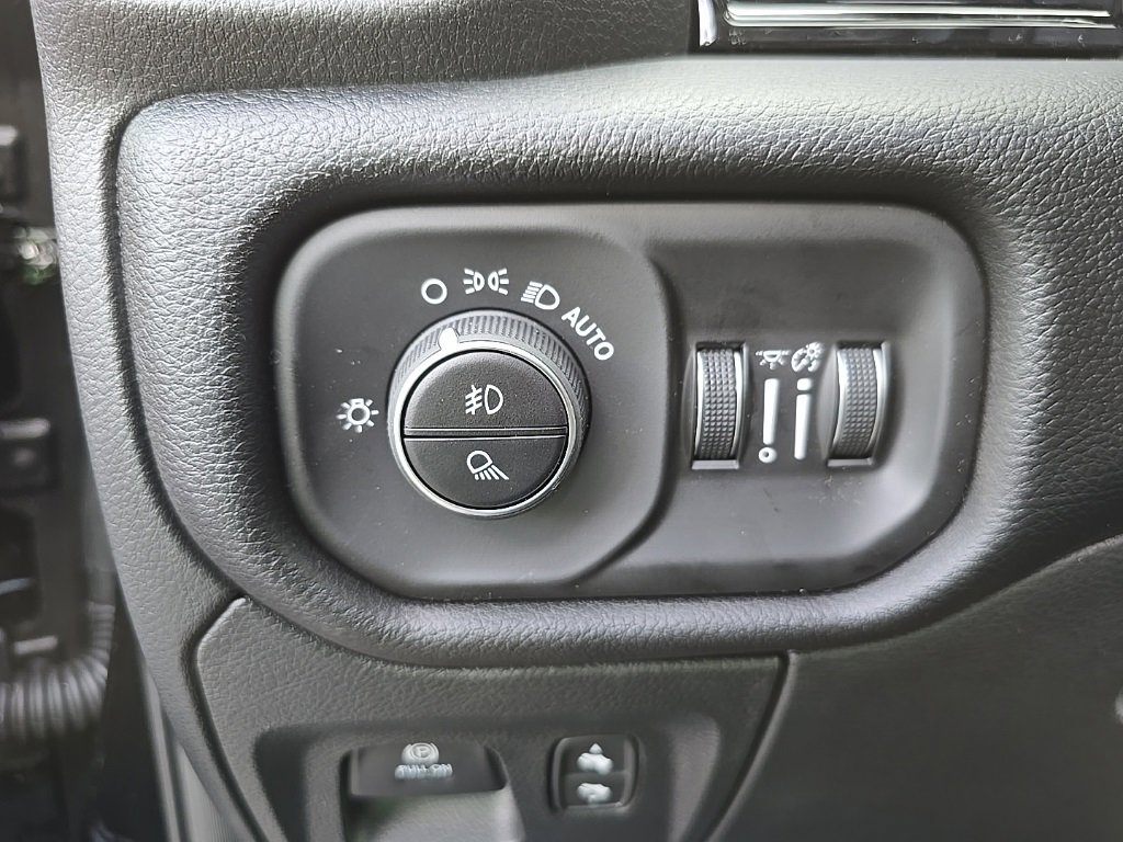 New 2026 RAM 1500 Rebel image 19