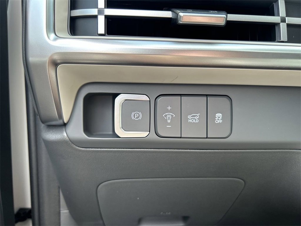 New 2026 Hyundai Santa Fe SE image 25