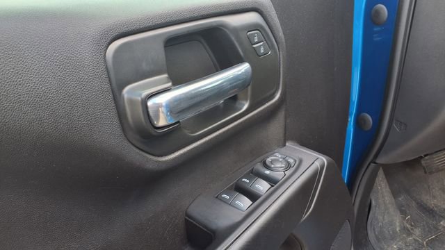 Used 2023 Chevrolet Silverado 1500 Custom Trail Boss w/ LPO, Dark Essentials Package AWD/4WD image 19