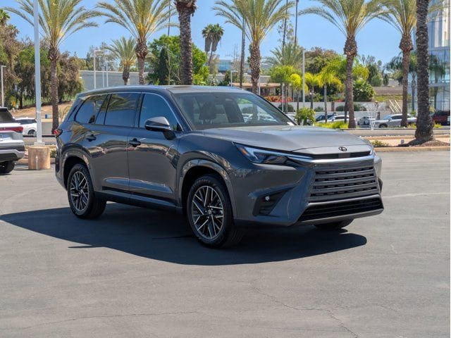 New 2026 Lexus TX 350 AWD image 3