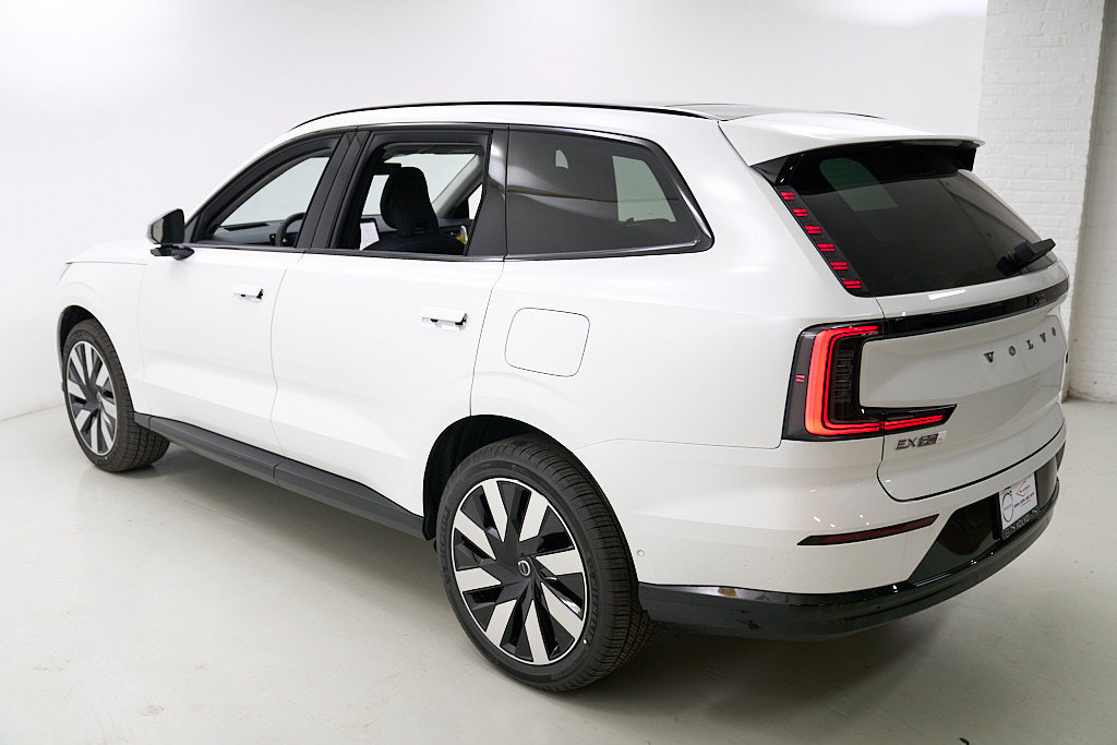 New 2026 Volvo EX90 Plus AWD/4WD image 7