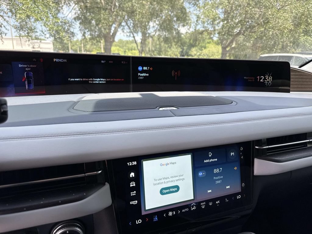 New 2026 Lincoln Navigator L Black Label AWD/4WD image 25
