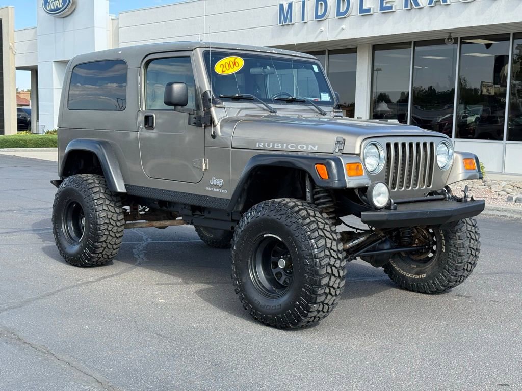 Used 2006 Jeep Wrangler Unlimited Rubicon AWD/4WD image 2