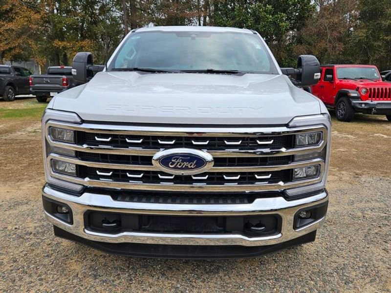 New 2026 Ford F350 Lariat RWD video 2