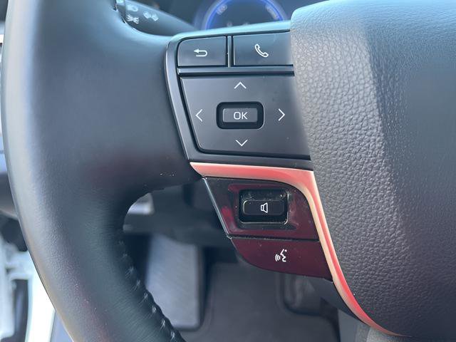 Used 2023 Toyota Crown XLE image 17