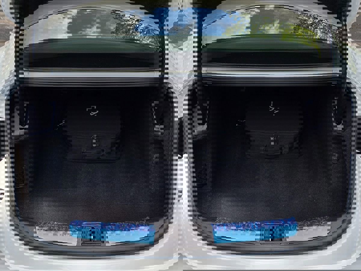 Used 2020 Porsche Taycan 4S w/ Premium Package image 65