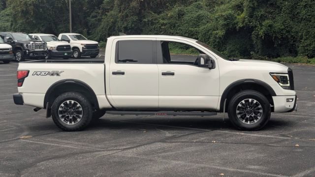 Used 2022 Nissan Titan PRO-4X w/ Pro-4x Convenience Package image 3