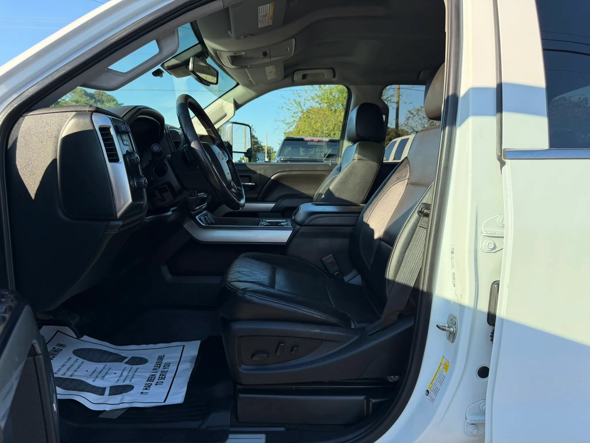 Used 2019 Chevrolet Silverado 2500 LTZ w/ Duramax Plus Package AWD/4WD image 16