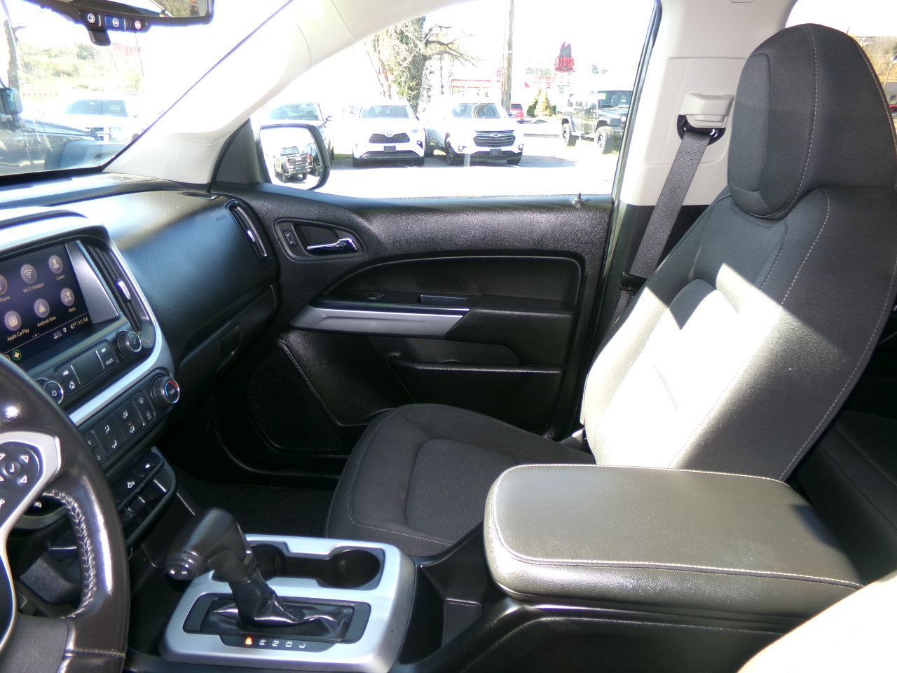 Used 2019 Chevrolet Colorado LT w/ LT Convenience Package image 14