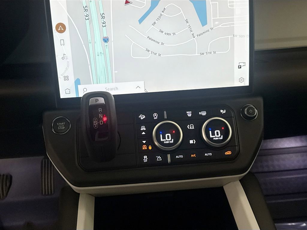 New 2026 Land Rover Defender 130 X-Dynamic SE image 16