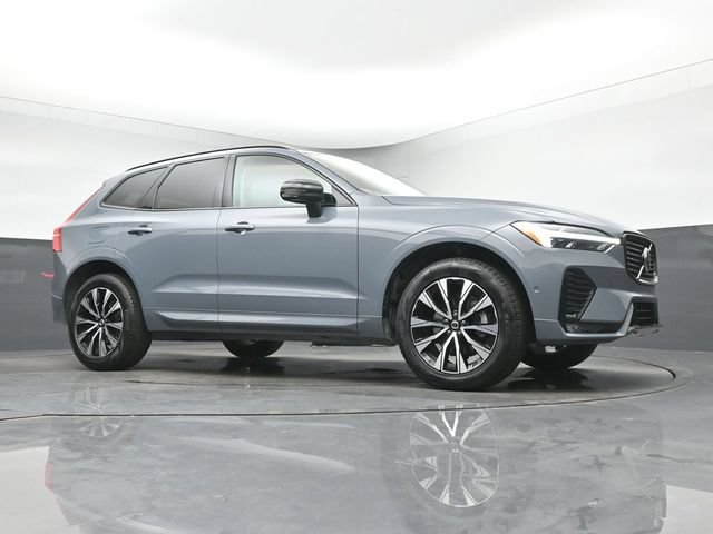 Used 2024 Volvo XC60 B5 Plus w/ Protection Package Premier AWD/4WD image 34