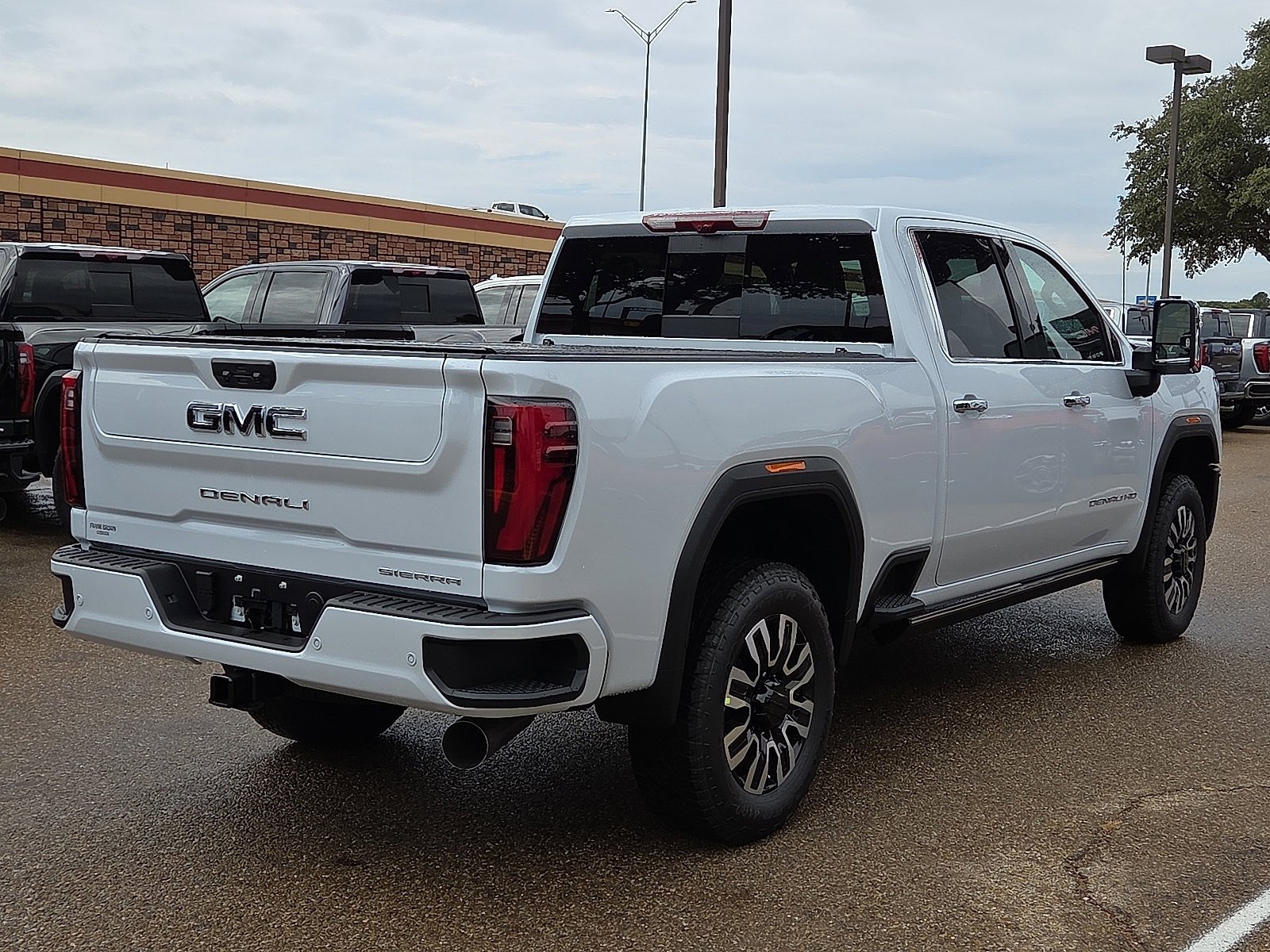 New 2026 GMC Sierra 2500 Denali Ultimate image 3