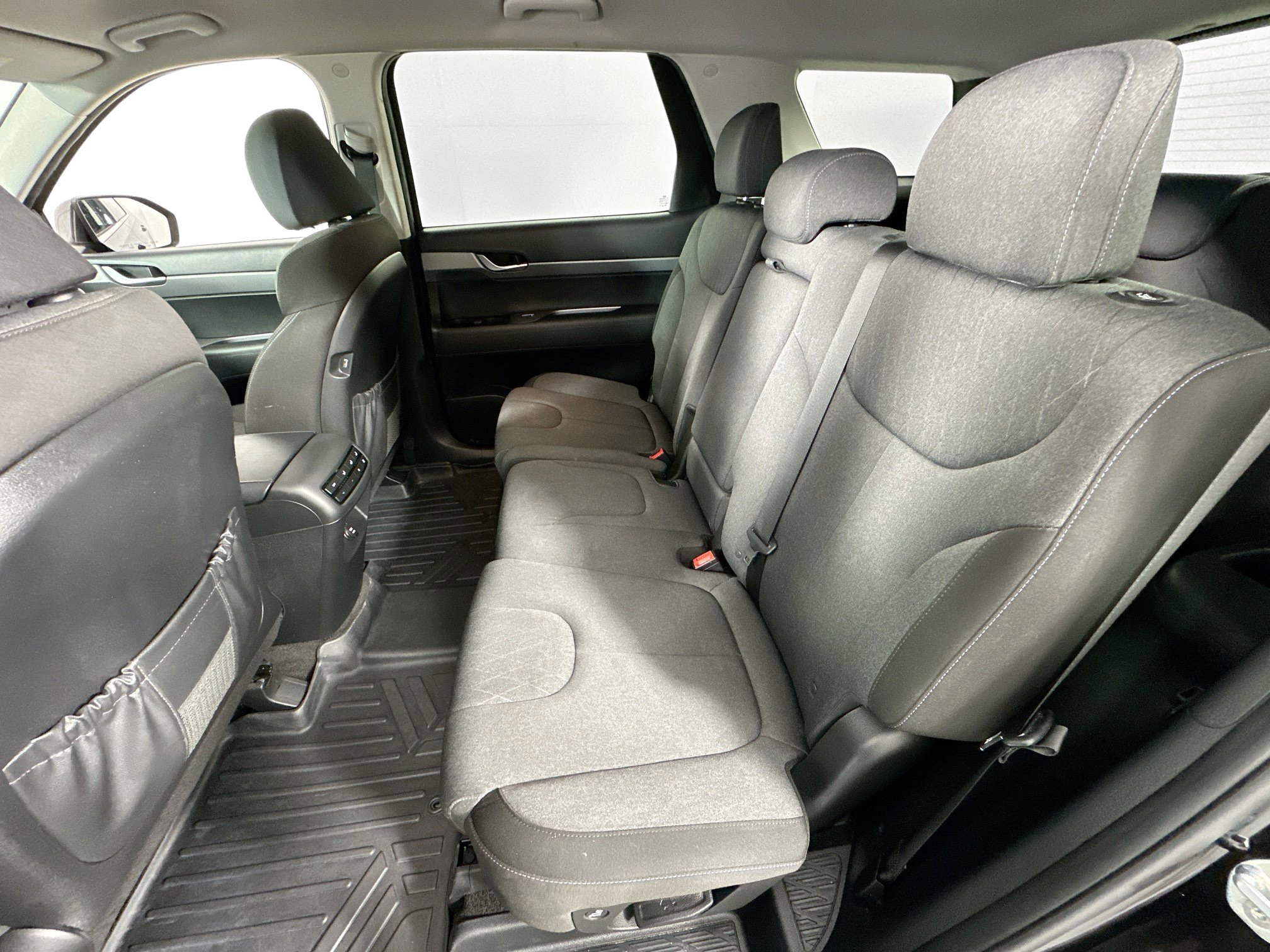 Used 2021 Hyundai Palisade SE FWD image 22