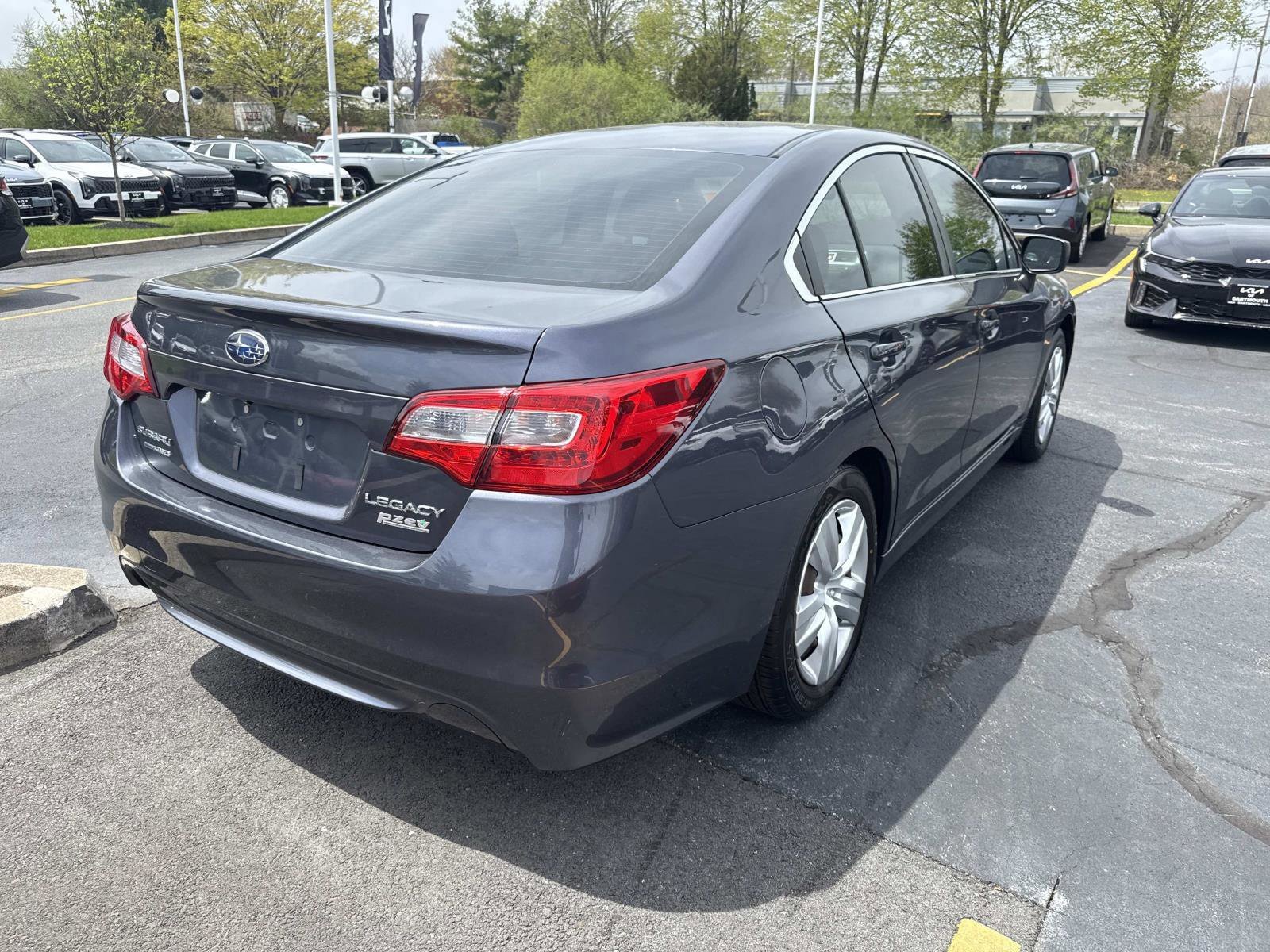 Used 2015 Subaru Legacy 2.5i AWD/4WD image 7