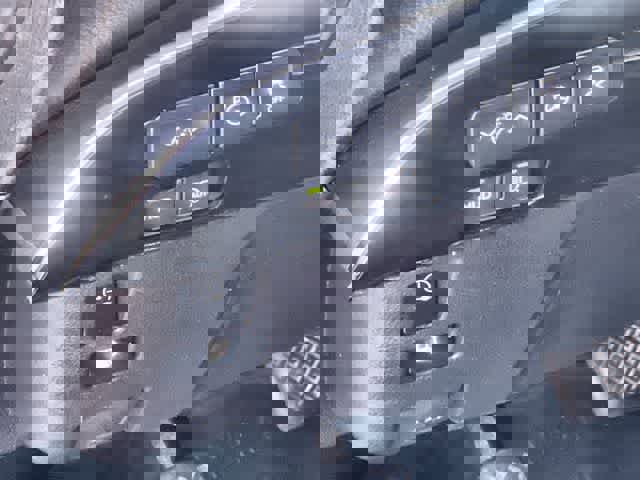 Used 2020 Toyota Prius Prime Limited image 29