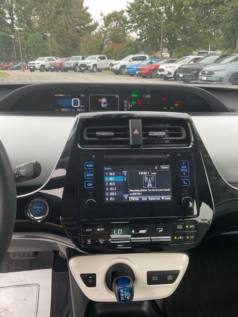Used 2018 Toyota Prius Two w/ Prius Two Safety Plus Package FWD image 14