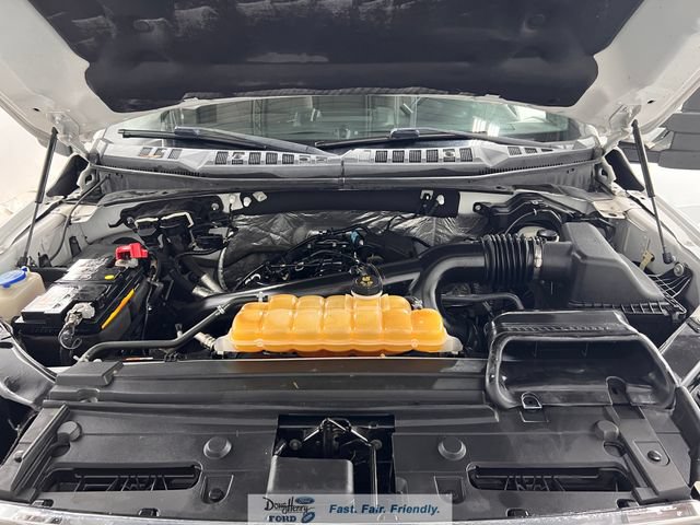 Used 2016 Ford F150 XLT AWD/4WD image 22