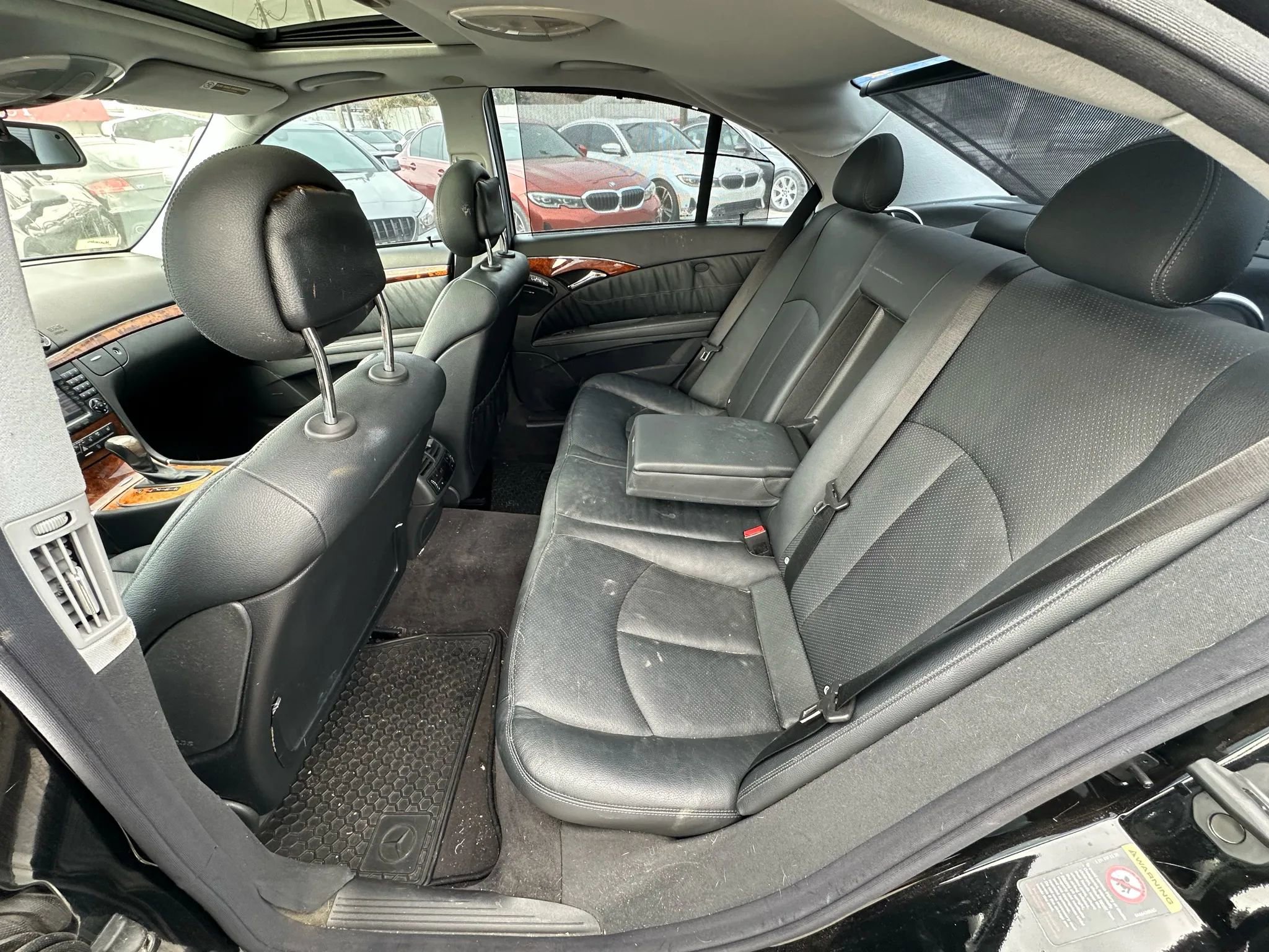 Used 2005 Mercedes-Benz E 500 Sedan image 17