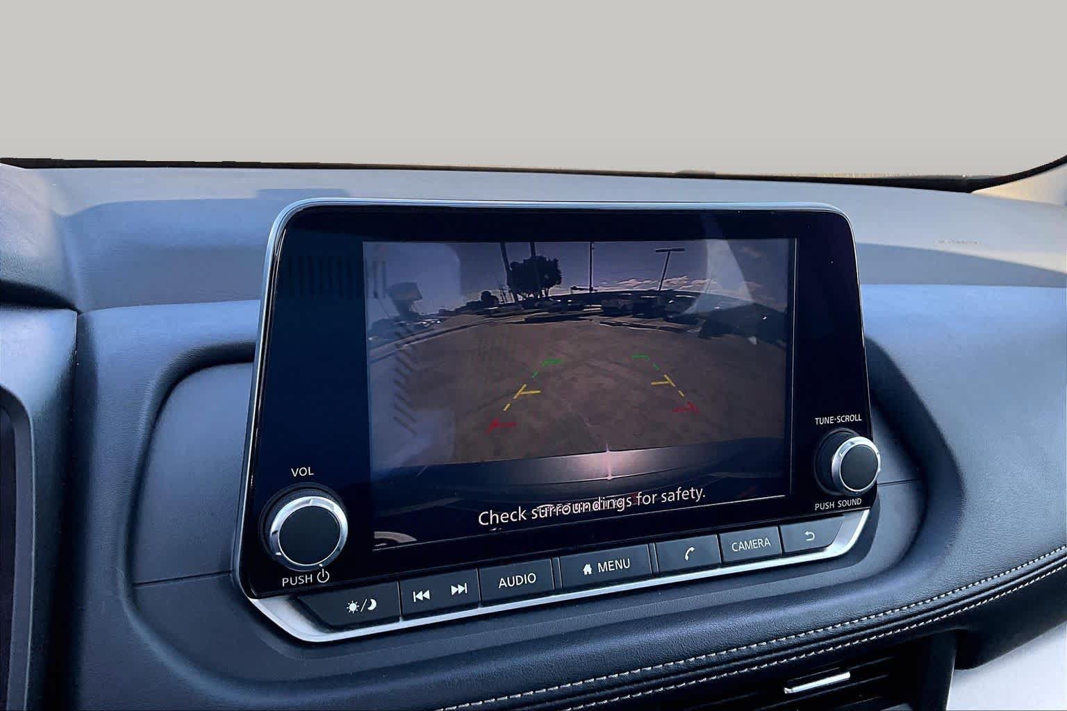 Certified 2024 Nissan Rogue SV FWD image 27