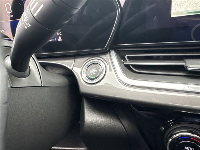 Certified 2024 Chevrolet Trax ACTIV w/ Sunroof Package image 16