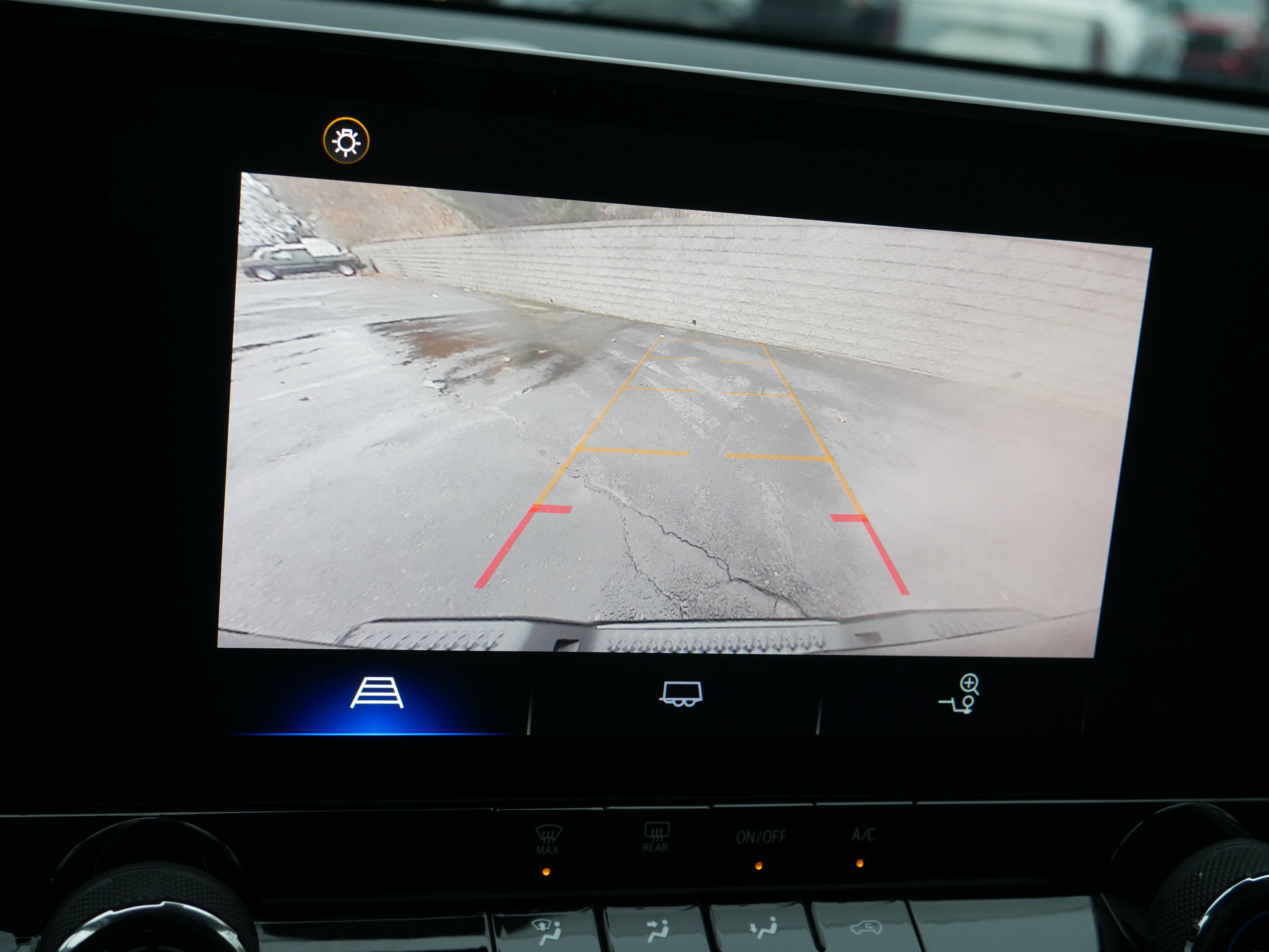 Certified 2023 Chevrolet Colorado W/T image 19