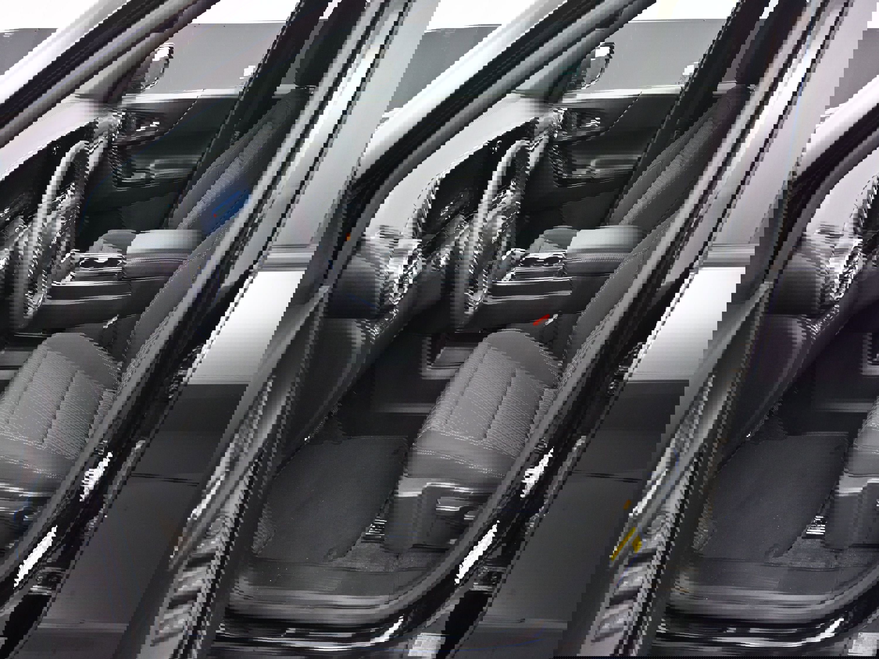 Used 2025 Chevrolet Equinox LT w/ Safety and Technology Package image 20