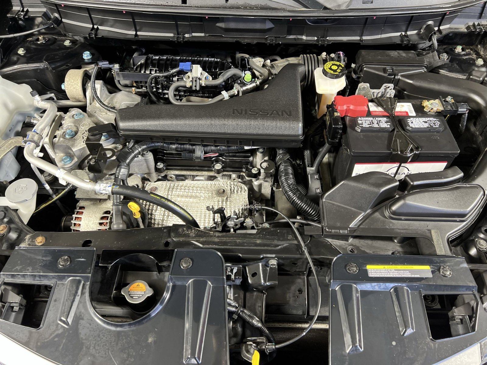 Used 2018 Nissan Rogue SV w/ Premium Package image 27