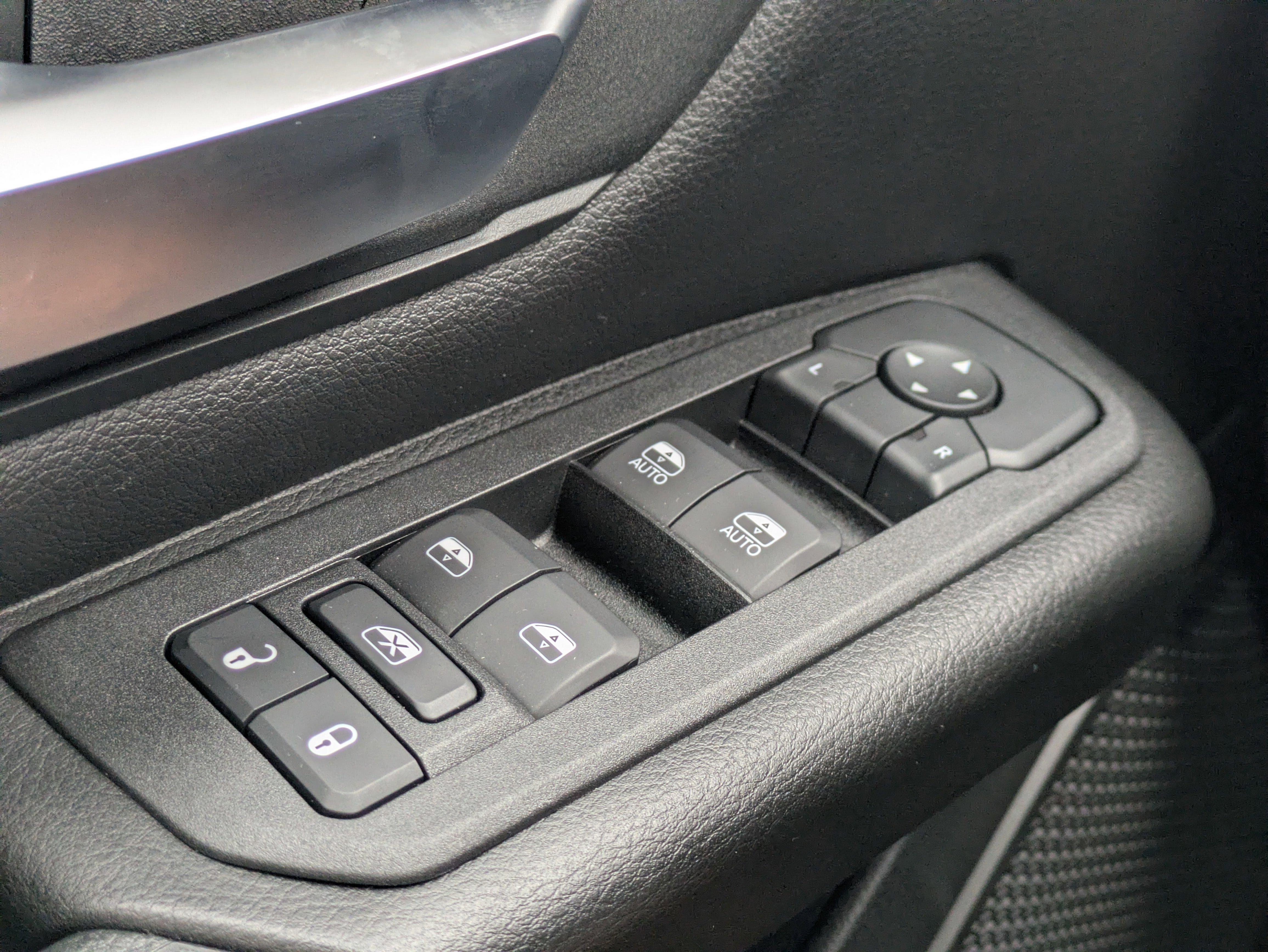 New 2026 RAM 1500 Express image 24