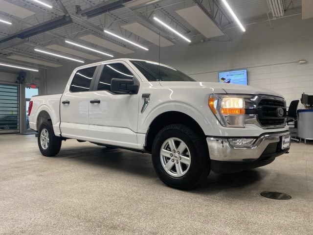 Used 2022 Ford F150 XLT w/ Trailer Tow Package AWD/4WD image 3