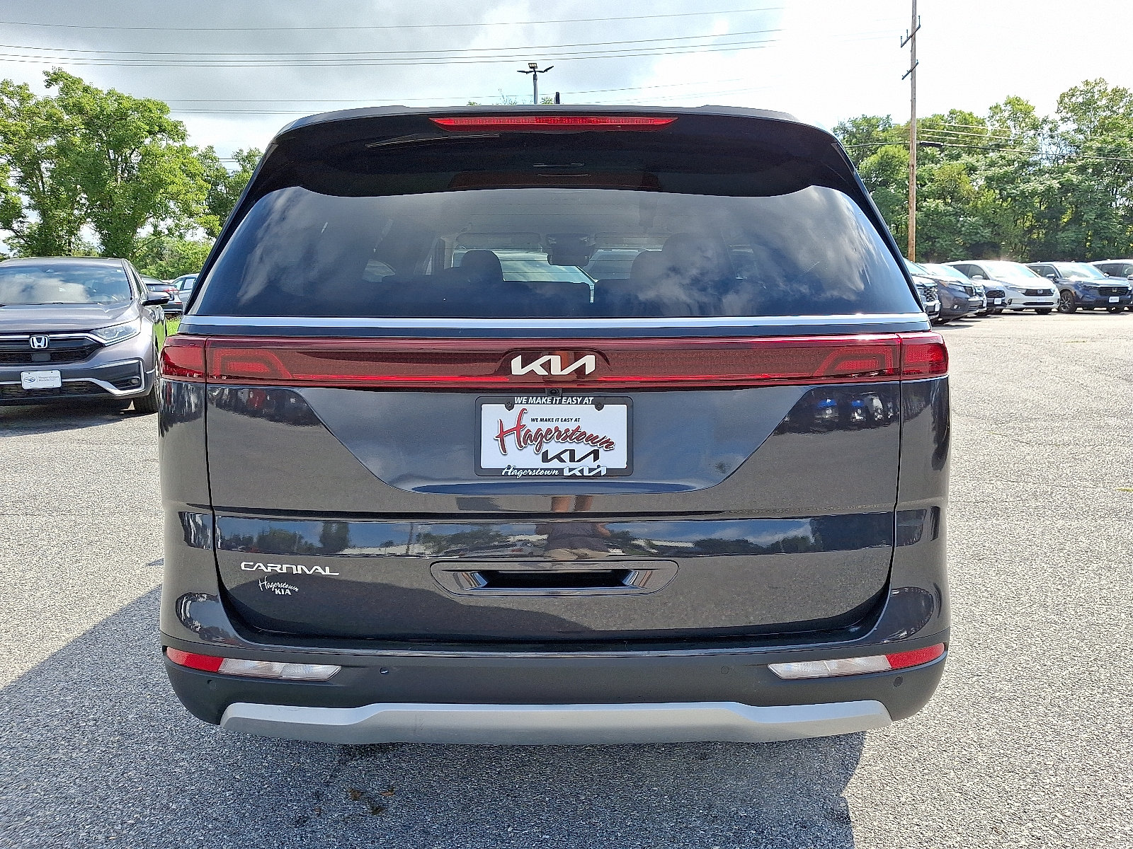 Certified 2024 Kia Carnival LX FWD image 5