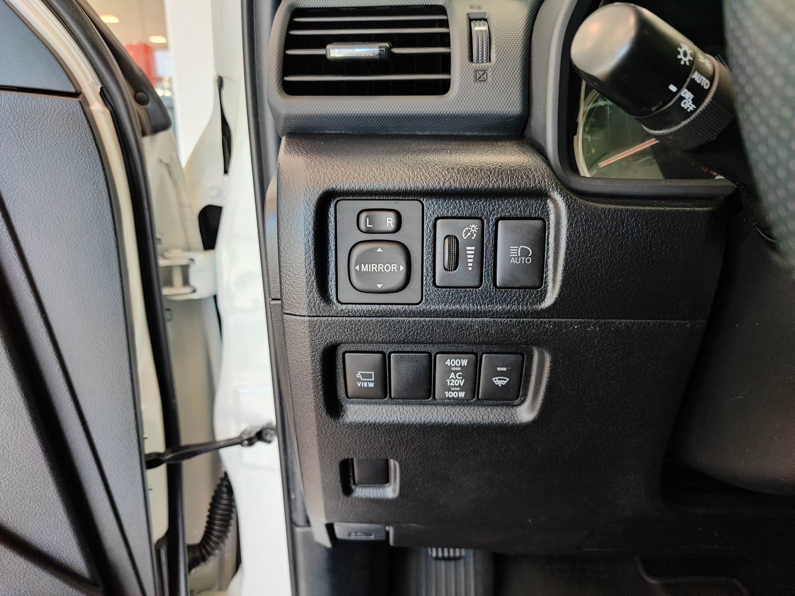 Used 2023 Toyota 4Runner Limited AWD/4WD image 21