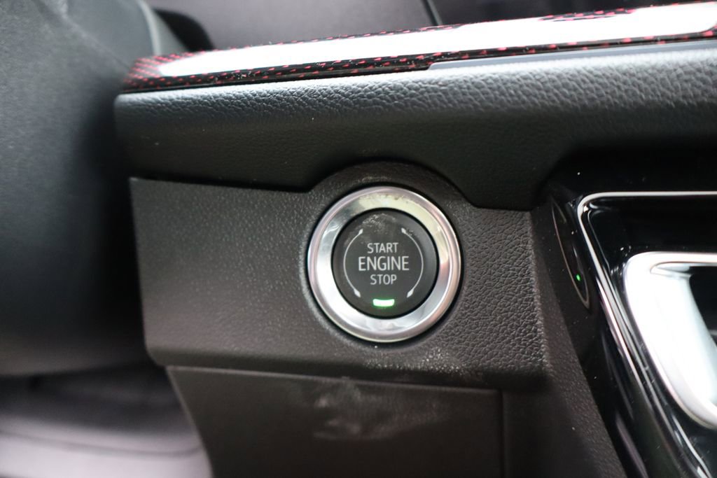 New 2026 Chevrolet Traverse RS image 21