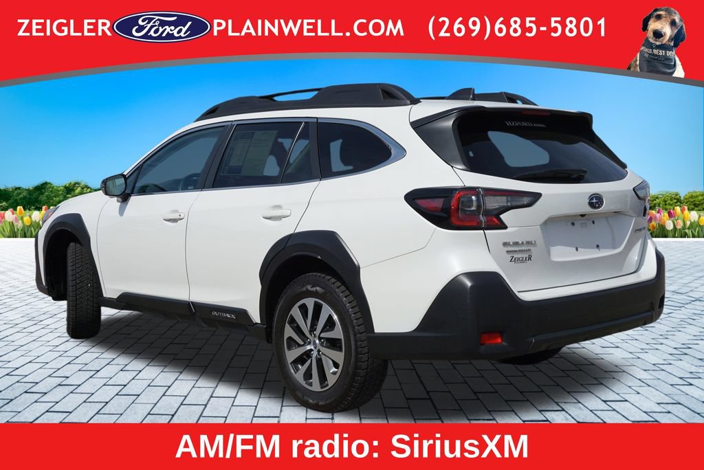 Used 2023 Subaru Outback Premium AWD/4WD image 3