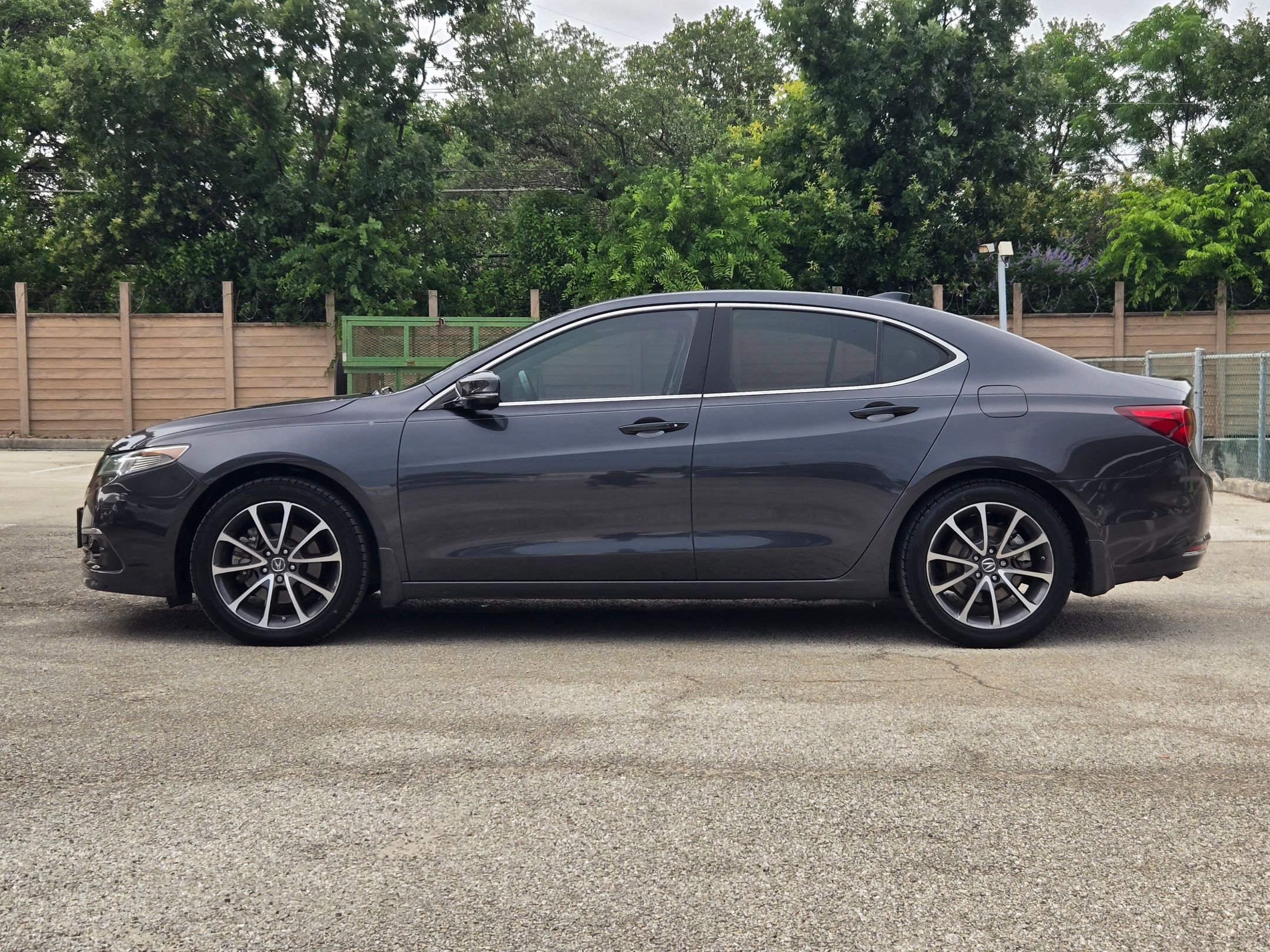 Used 2016 Acura TLX V6 w/ Advance Package FWD image 7