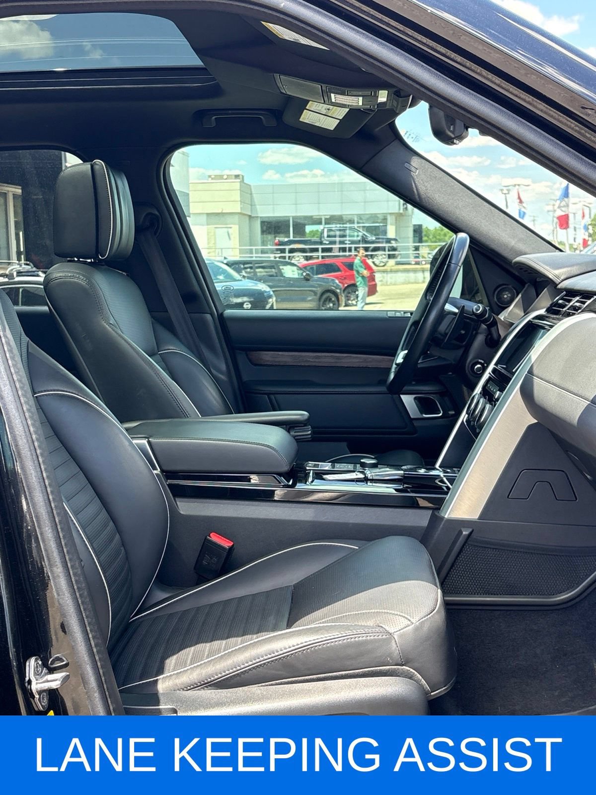 Used 2019 Land Rover Discovery HSE Luxury AWD/4WD image 21